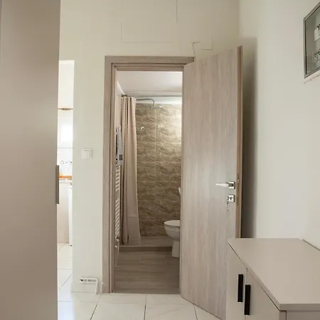 Aetheria House #2 Apartment